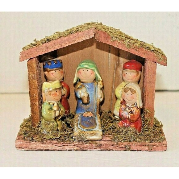 Vintage Minature Childrens Nativity Scene Wooden Structure Porcelain Figures - Picture 1 of 4